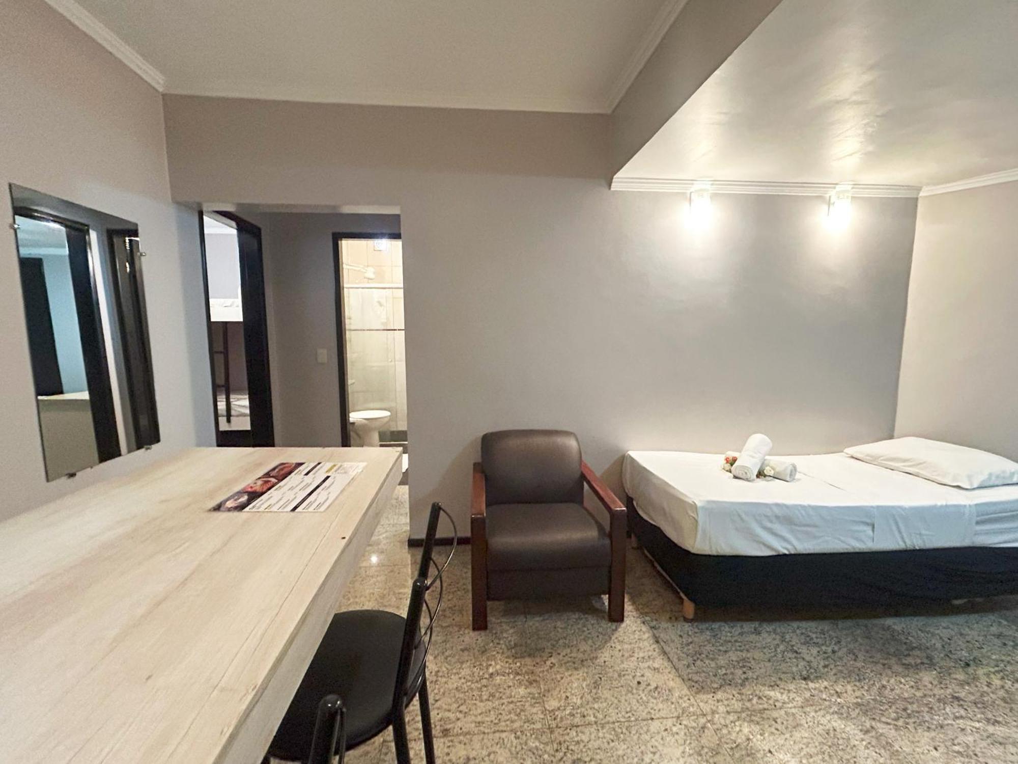 Econotel By Bsb Hotel